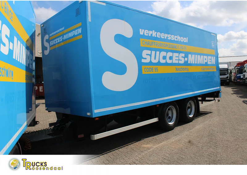 Pacton 2X AXLE + NICE TRAILER - Furgoonjärelhaagis: pilt 1 Pacton 2X AXLE + NICE TRAILER - Furgoonjärelhaagis: pilt 1