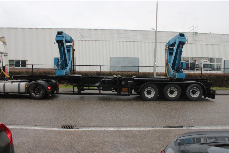 KLAUS 40 FT Sideloader 32T + Own Engine + Remote + 3 x SAF + Spring suspension - Poolhaagis: pilt 4 KLAUS 40 FT Sideloader 32T + Own Engine + Remote + 3 x SAF + Spring suspension - Poolhaagis: pilt 4