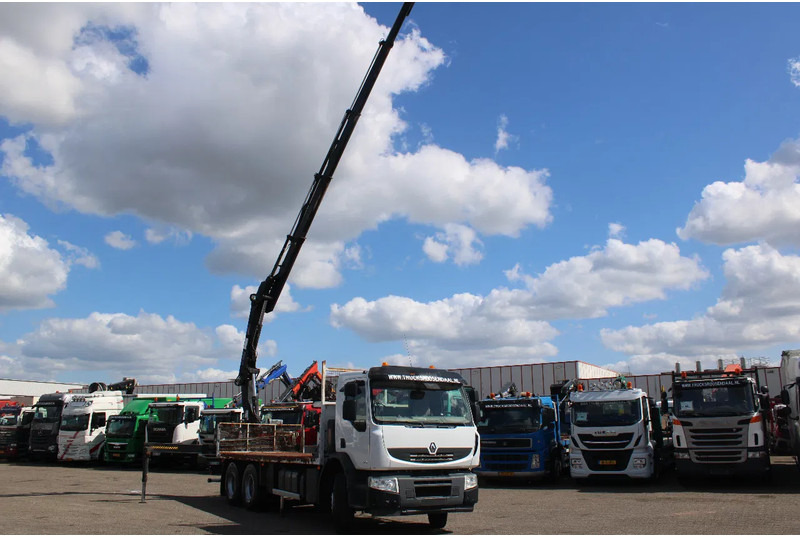 Renault Kerax 370 + HIAB 166-4 HIDRUO + 6X4 + MANUAL + SPRING + REMOTE + EURO 5 + 6X4 - Kraanaga veoauto: pilt 2 Renault Kerax 370 + HIAB 166-4 HIDRUO + 6X4 + MANUAL + SPRING + REMOTE + EURO 5 + 6X4 - Kraanaga veoauto: pilt 2