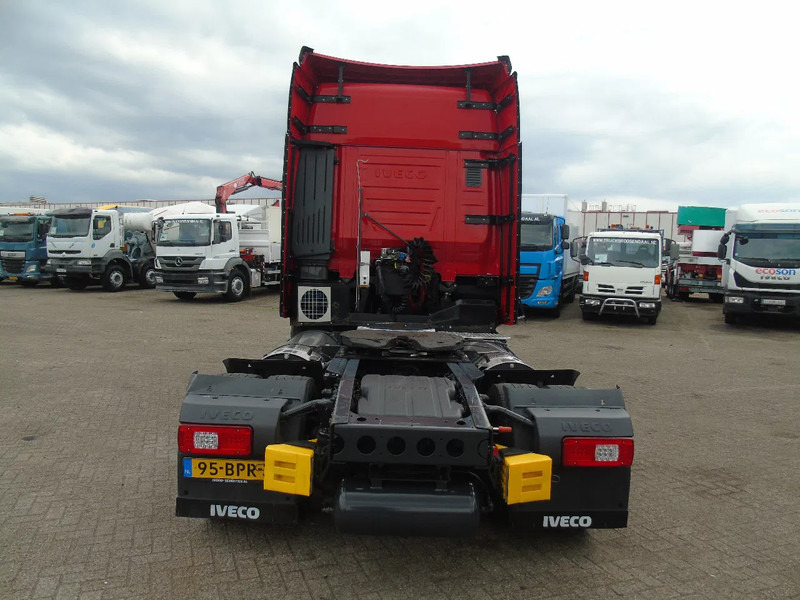 Sadulveok Iveco S-WAY 460 + LNG + 10 PIECES IN STOCK: pilt 6 Sadulveok Iveco S-WAY 460 + LNG + 10 PIECES IN STOCK: pilt 6