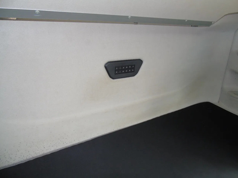 Sadulveok Iveco S-WAY 460 + LNG + 10 PIECES IN STOCK: pilt 20 Sadulveok Iveco S-WAY 460 + LNG + 10 PIECES IN STOCK: pilt 20