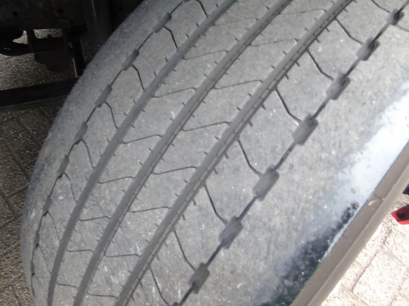 Sadulveok Iveco S-WAY 460 + LNG + 10 PIECES IN STOCK: pilt 18 Sadulveok Iveco S-WAY 460 + LNG + 10 PIECES IN STOCK: pilt 18