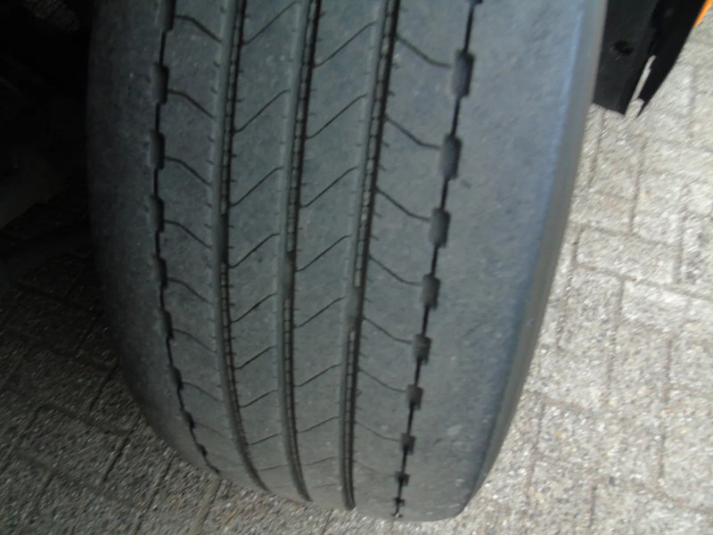 Sadulveok Iveco S-WAY 460 + LNG + 10 PIECES IN STOCK: pilt 14 Sadulveok Iveco S-WAY 460 + LNG + 10 PIECES IN STOCK: pilt 14