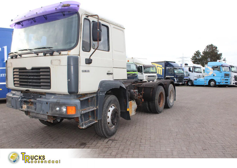 MAN F 26.364 + 6X4 + BIG AXLE + EURO 2 + MANUAL - Sadulveok: pilt 1 MAN F 26.364 + 6X4 + BIG AXLE + EURO 2 + MANUAL - Sadulveok: pilt 1