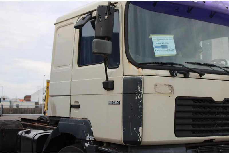 MAN F 26.364 + 6X4 + BIG AXLE + EURO 2 + MANUAL - Sadulveok: pilt 5 MAN F 26.364 + 6X4 + BIG AXLE + EURO 2 + MANUAL - Sadulveok: pilt 5