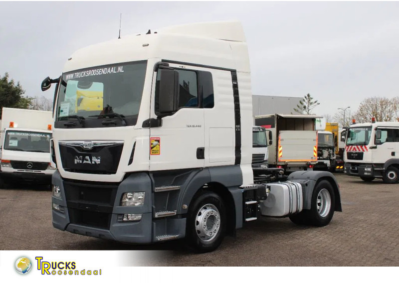MAN TGX 18.440 + EURO 6 + manual + VERY NICE - Sadulveok: pilt 1 MAN TGX 18.440 + EURO 6 + manual + VERY NICE - Sadulveok: pilt 1