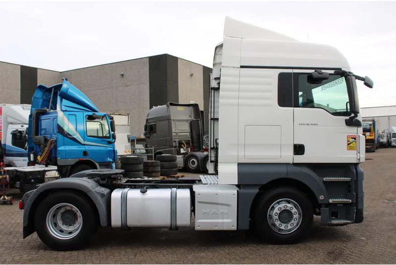MAN TGX 18.440 + EURO 6 + manual + VERY NICE - Sadulveok: pilt 4 MAN TGX 18.440 + EURO 6 + manual + VERY NICE - Sadulveok: pilt 4