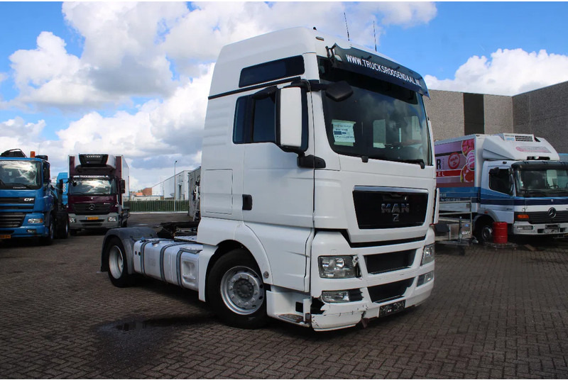 MAN TGX 18.440 + euro 5 + XXL - Sadulveok: pilt 2 MAN TGX 18.440 + euro 5 + XXL - Sadulveok: pilt 2