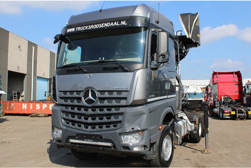 Mercedes-Benz Arocs 2858 + PALFINGER Z15 (2022) + 6X4 + FOREST/WOOD/METAL EDITION - Sadulveok: pilt 4 Mercedes-Benz Arocs 2858 + PALFINGER Z15 (2022) + 6X4 + FOREST/WOOD/METAL EDITION - Sadulveok: pilt 4