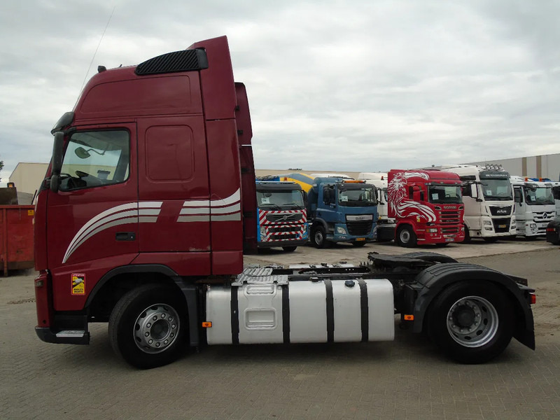 Volvo FH 460 + XL CAB + MANUAL + EURO 5 - Sadulveok: pilt 2 Volvo FH 460 + XL CAB + MANUAL + EURO 5 - Sadulveok: pilt 2