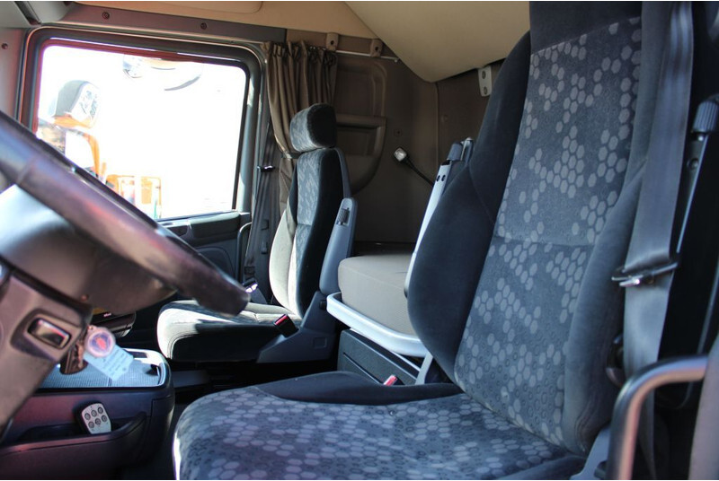 Scania R450 + Euro 6 + Hook system + 6x2 + Discounted from 58.950,- - Konkstõstukiga veoauto: pilt 4 Scania R450 + Euro 6 + Hook system + 6x2 + Discounted from 58.950,- - Konkstõstukiga veoauto: pilt 4