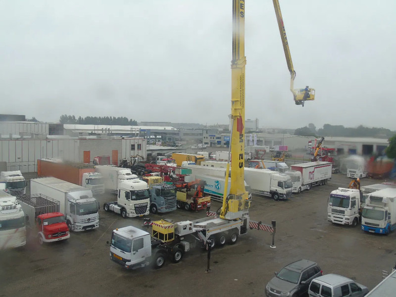 Veoauto Mercedes-Benz Actros 4148 + 84 meters + 10x4: pilt 19