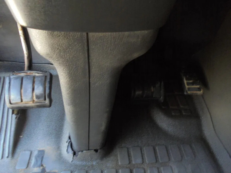 Kabiinišassiiga veoauto Volvo FH 12.420 + Euro 2 + 6x2 + Manual: pilt 17