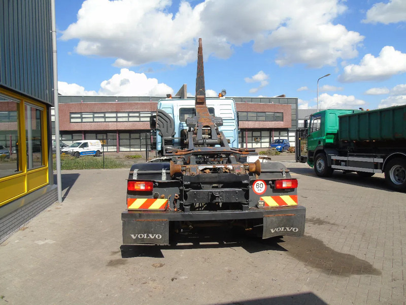 Volvo FM 340 + MANUAL + 19T - Konkstõstukiga veoauto: pilt 4 Volvo FM 340 + MANUAL + 19T - Konkstõstukiga veoauto: pilt 4