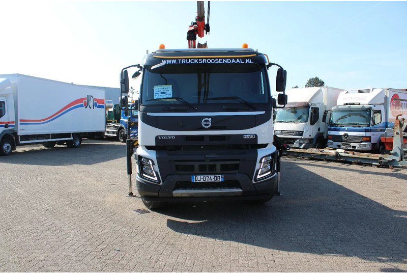 Volvo FMX 420 + PALFINGER 34002 SH F + 8X4 + EURO 6 + STEERING - Kraanaga veoauto: pilt 4 Volvo FMX 420 + PALFINGER 34002 SH F + 8X4 + EURO 6 + STEERING - Kraanaga veoauto: pilt 4