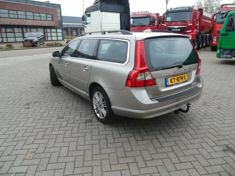 Volvo V70 + manual - Luukpära: pilt 4 Volvo V70 + manual - Luukpära: pilt 4