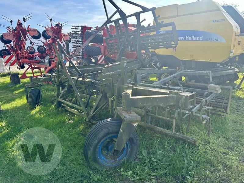 Fortschritt Kombinator T890 - Maaharimisseadmed: pilt 2 Fortschritt Kombinator T890 - Maaharimisseadmed: pilt 2