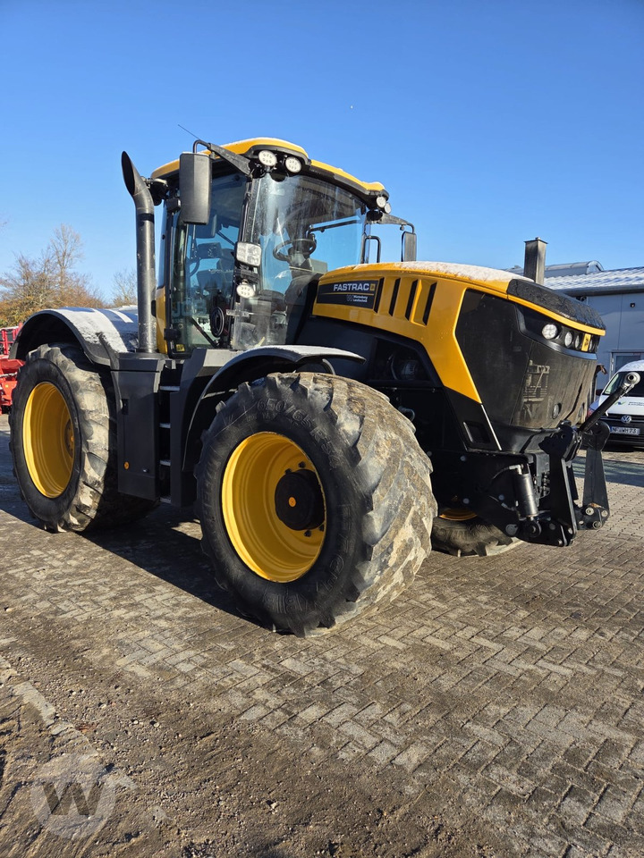 JCB FasTrac 8330 - Traktor: pilt 2 JCB FasTrac 8330 - Traktor: pilt 2