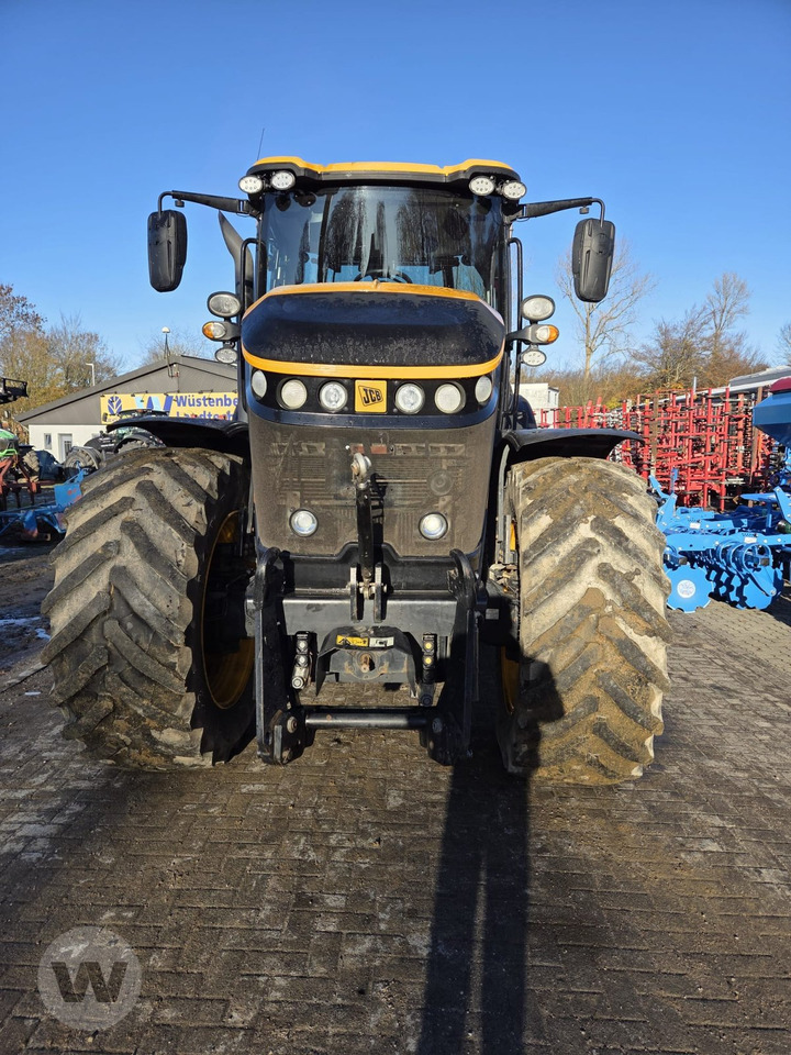 JCB FasTrac 8330 - Traktor: pilt 3 JCB FasTrac 8330 - Traktor: pilt 3