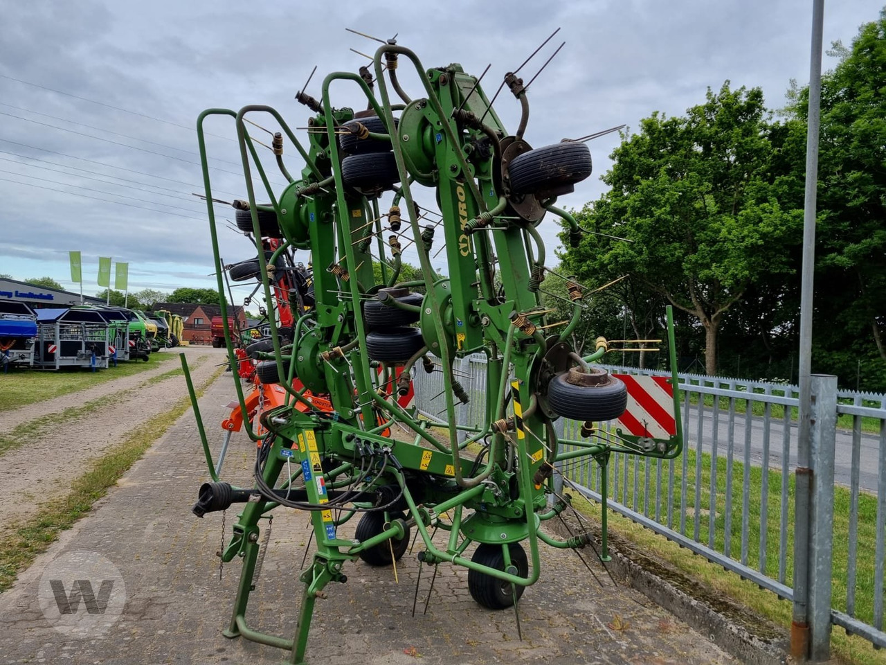 Krone KW 11.22/10 - Kaarutaja/ Reha: pilt 1 Krone KW 11.22/10 - Kaarutaja/ Reha: pilt 1