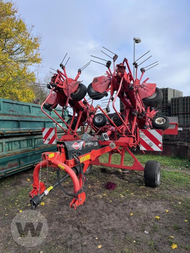 Kuhn GF 10802 - Kaarutaja/ Reha: pilt 1 Kuhn GF 10802 - Kaarutaja/ Reha: pilt 1