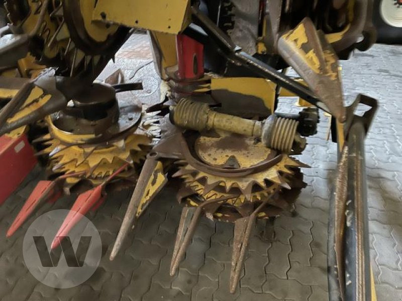 New Holland 490 FIE - Maisikoristusmasin: pilt 2 New Holland 490 FIE - Maisikoristusmasin: pilt 2