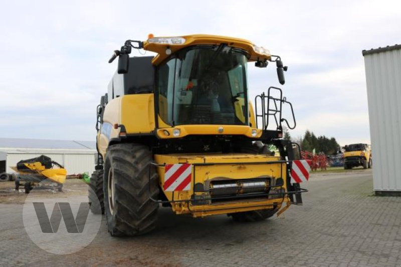 New Holland CR 9090 - Kombain: pilt 4 New Holland CR 9090 - Kombain: pilt 4