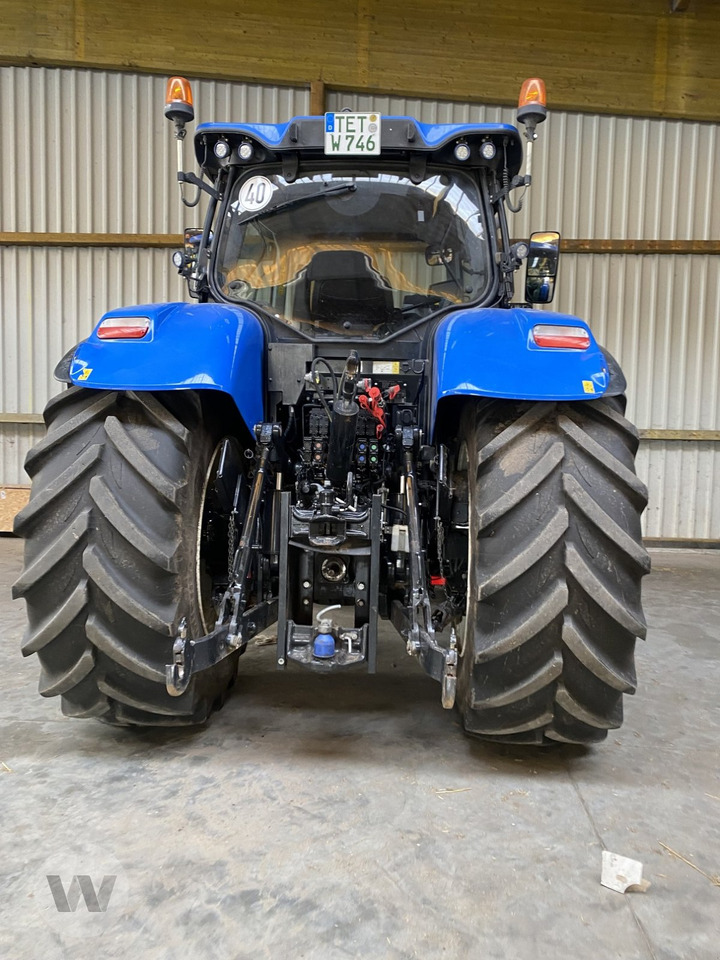 New Holland T 7.245 AC StageV - Traktor: pilt 2 New Holland T 7.245 AC StageV - Traktor: pilt 2