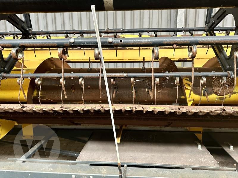 New Holland VARIFEED 35V - Kombaini päis: pilt 5 New Holland VARIFEED 35V - Kombaini päis: pilt 5