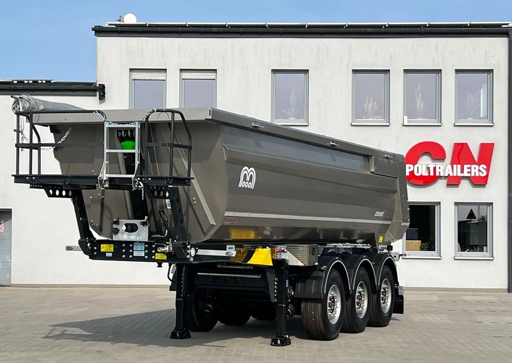 Menci Wywrotka stalowa half-pipe // Waga 6000 kg // Hardox HB500 - Kallur-poolhaagis: pilt 1 Menci Wywrotka stalowa half-pipe // Waga 6000 kg // Hardox HB500 - Kallur-poolhaagis: pilt 1