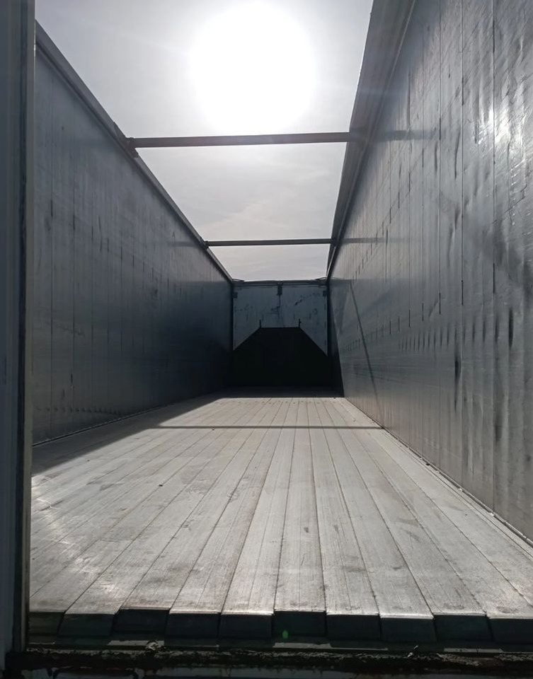 Reisch 3x Ruchoma podłoga 2 - 2022 , 1-2023 - Kõndimisalaga poolhaagised: pilt 5 Reisch 3x Ruchoma podłoga 2 - 2022 , 1-2023 - Kõndimisalaga poolhaagised: pilt 5