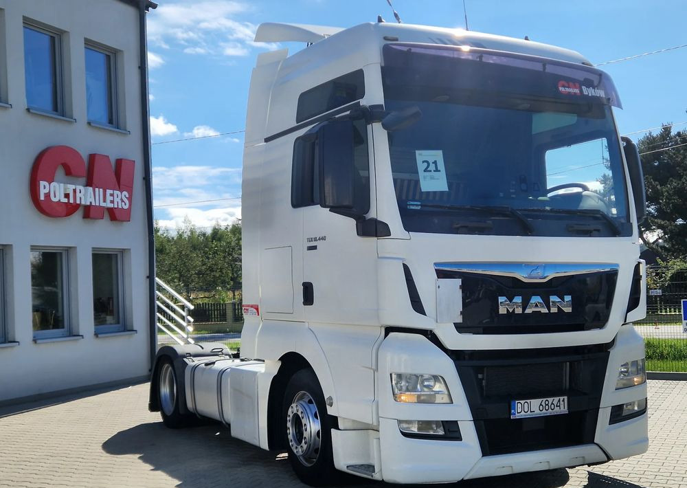MAN TGX 18.440 XXL LOW DECK Automat - Sadulveok: pilt 3 MAN TGX 18.440 XXL LOW DECK Automat - Sadulveok: pilt 3