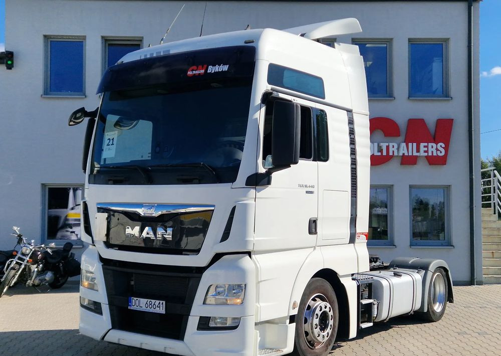 MAN TGX 18.440 XXL LOW DECK Automat - Sadulveok: pilt 2 MAN TGX 18.440 XXL LOW DECK Automat - Sadulveok: pilt 2