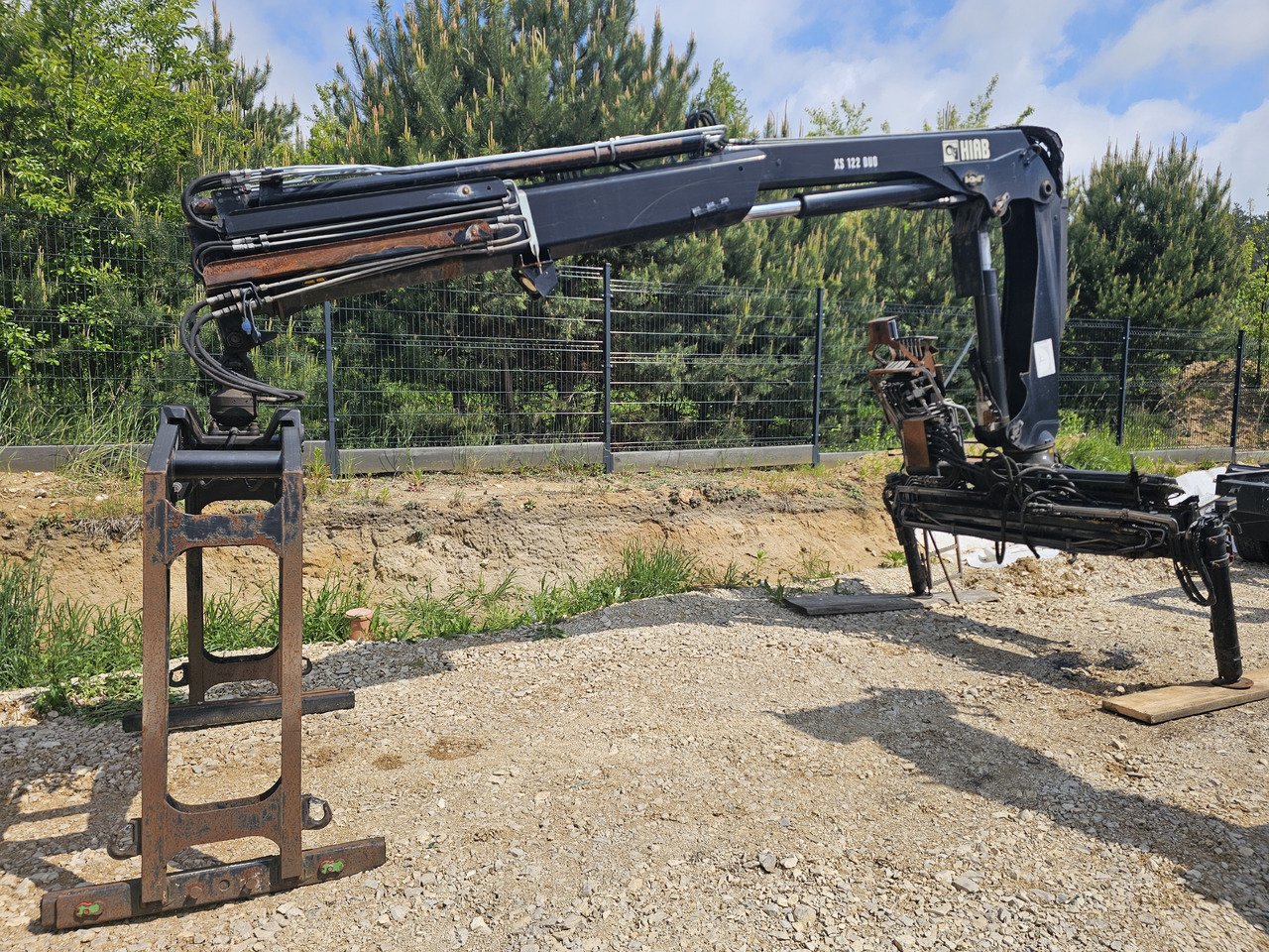 HIAB COMPLETE CRANE / HIAB 122B - 2 DUO / 2013 + GRABBER - Kraana-manipulaator: pilt 1 HIAB COMPLETE CRANE / HIAB 122B - 2 DUO / 2013 + GRABBER - Kraana-manipulaator: pilt 1