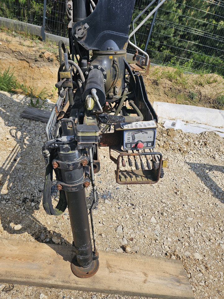 HIAB COMPLETE CRANE / HIAB 122B - 2 DUO / 2013 + GRABBER - Kraana-manipulaator: pilt 3 HIAB COMPLETE CRANE / HIAB 122B - 2 DUO / 2013 + GRABBER - Kraana-manipulaator: pilt 3
