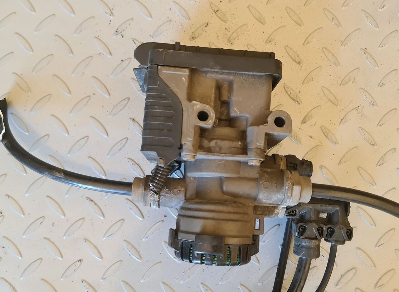 Knorr-Bremse 21114974 K029246 VOLVO FH4 FM4 RENAULT RANGE T truck - Piduriklapp - Veoauto: pilt 1 Knorr-Bremse 21114974 K029246 VOLVO FH4 FM4 RENAULT RANGE T truck - Piduriklapp - Veoauto: pilt 1