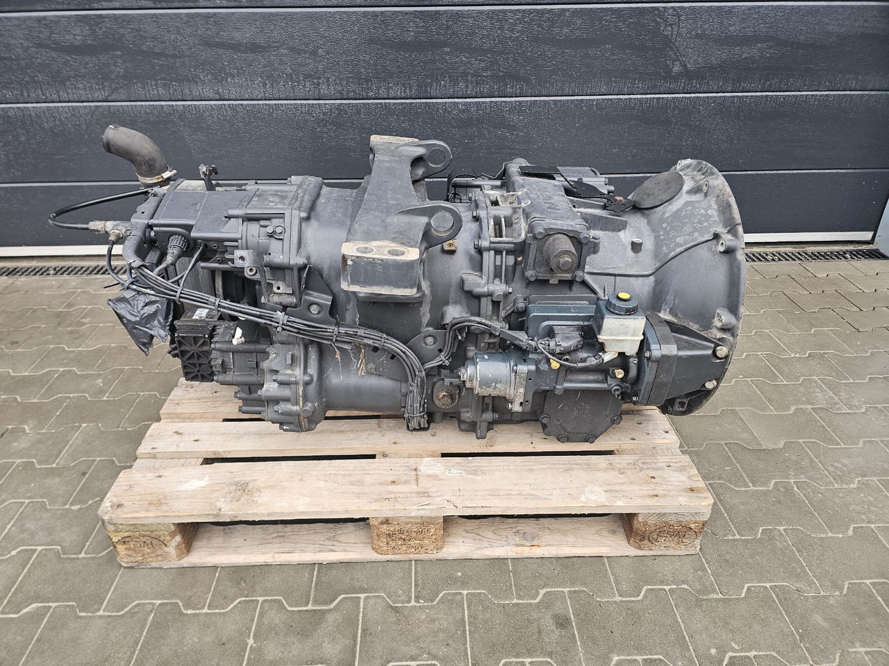 MAN TGS TGX EURO 6 / GRS TIPMATIC GEARBOX RETARDER / 81320046462 - Käigukast: pilt 2 MAN TGS TGX EURO 6 / GRS TIPMATIC GEARBOX RETARDER / 81320046462 - Käigukast: pilt 2