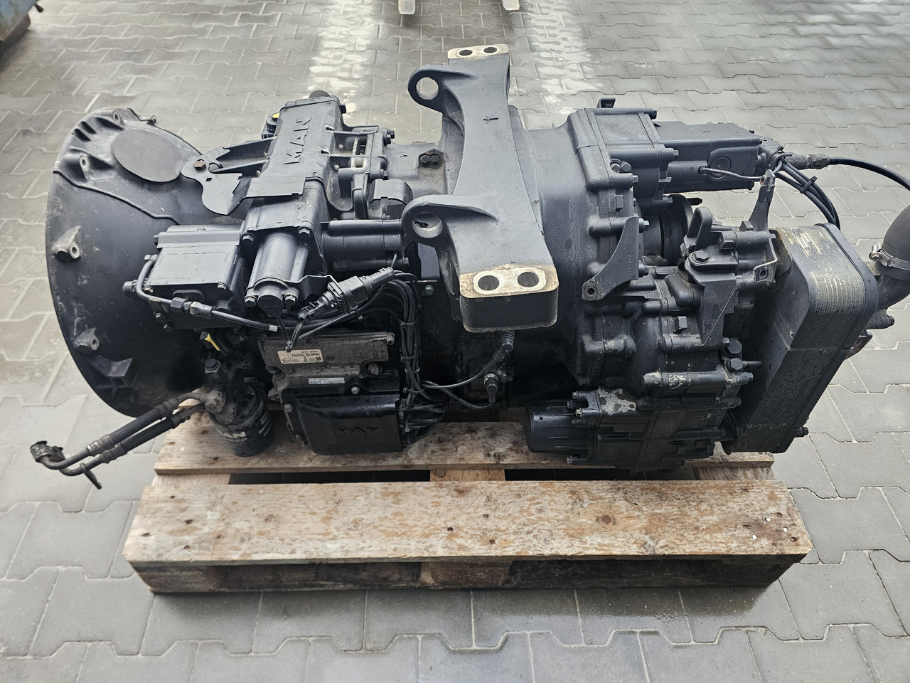 MAN TGS TGX EURO 6 / GRS TIPMATIC GEARBOX RETARDER / 81320046462 - Käigukast: pilt 5 MAN TGS TGX EURO 6 / GRS TIPMATIC GEARBOX RETARDER / 81320046462 - Käigukast: pilt 5