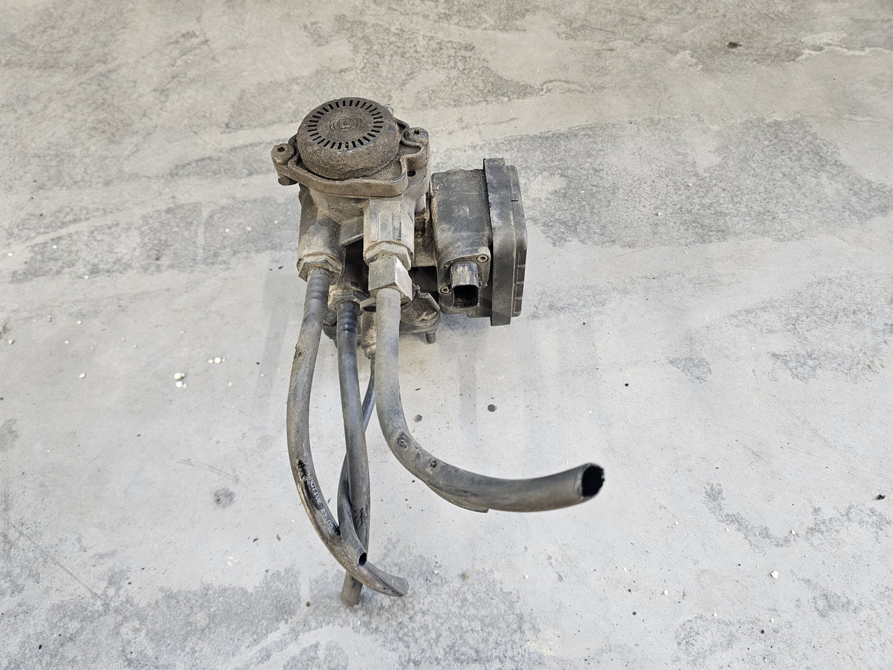 MERCEDES-BENZ MP4 / EBS VALVE / A0014311013 / K000920 - Piduriklapp: pilt 3 MERCEDES-BENZ MP4 / EBS VALVE / A0014311013 / K000920 - Piduriklapp: pilt 3