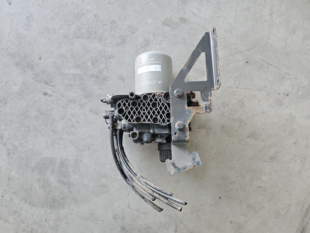 MERCEDES MP4 / AIR DRYIER / K102145 / A0014461964 - Piduriklapp: pilt 5 MERCEDES MP4 / AIR DRYIER / K102145 / A0014461964 - Piduriklapp: pilt 5