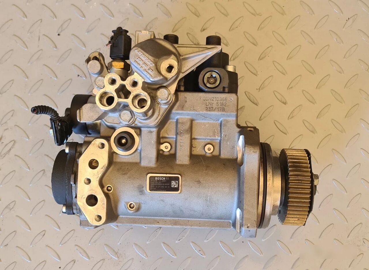 Mercedes-Benz ACTROS MP4 truck - Kütusepump - Veoauto: pilt 1 Mercedes-Benz ACTROS MP4 truck - Kütusepump - Veoauto: pilt 1