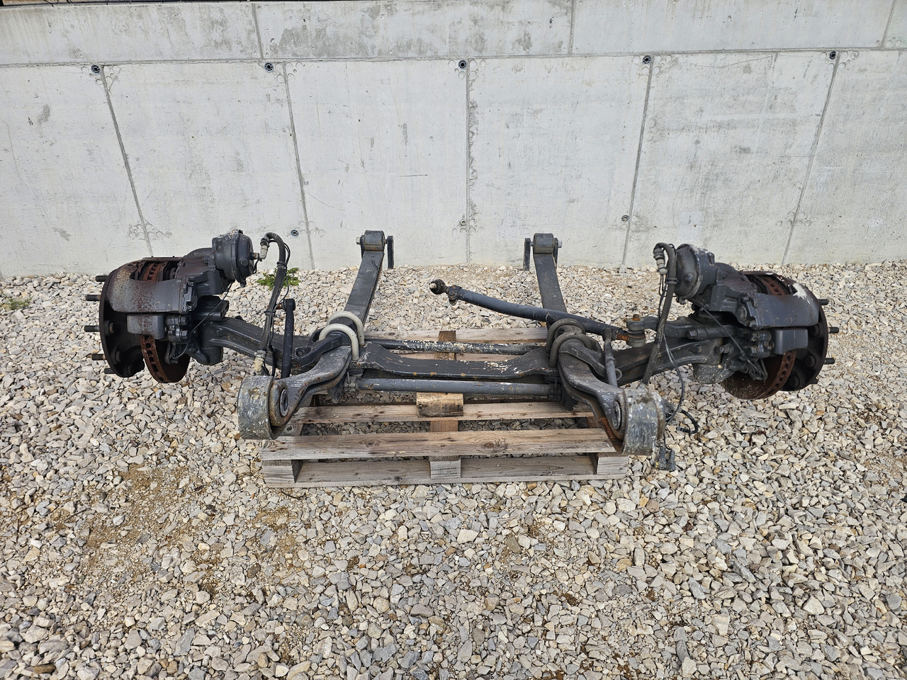 RENAULT RANGE T EURO 6 / COMPLETE FRONT AXLE - Esitelg: pilt 2 RENAULT RANGE T EURO 6 / COMPLETE FRONT AXLE - Esitelg: pilt 2