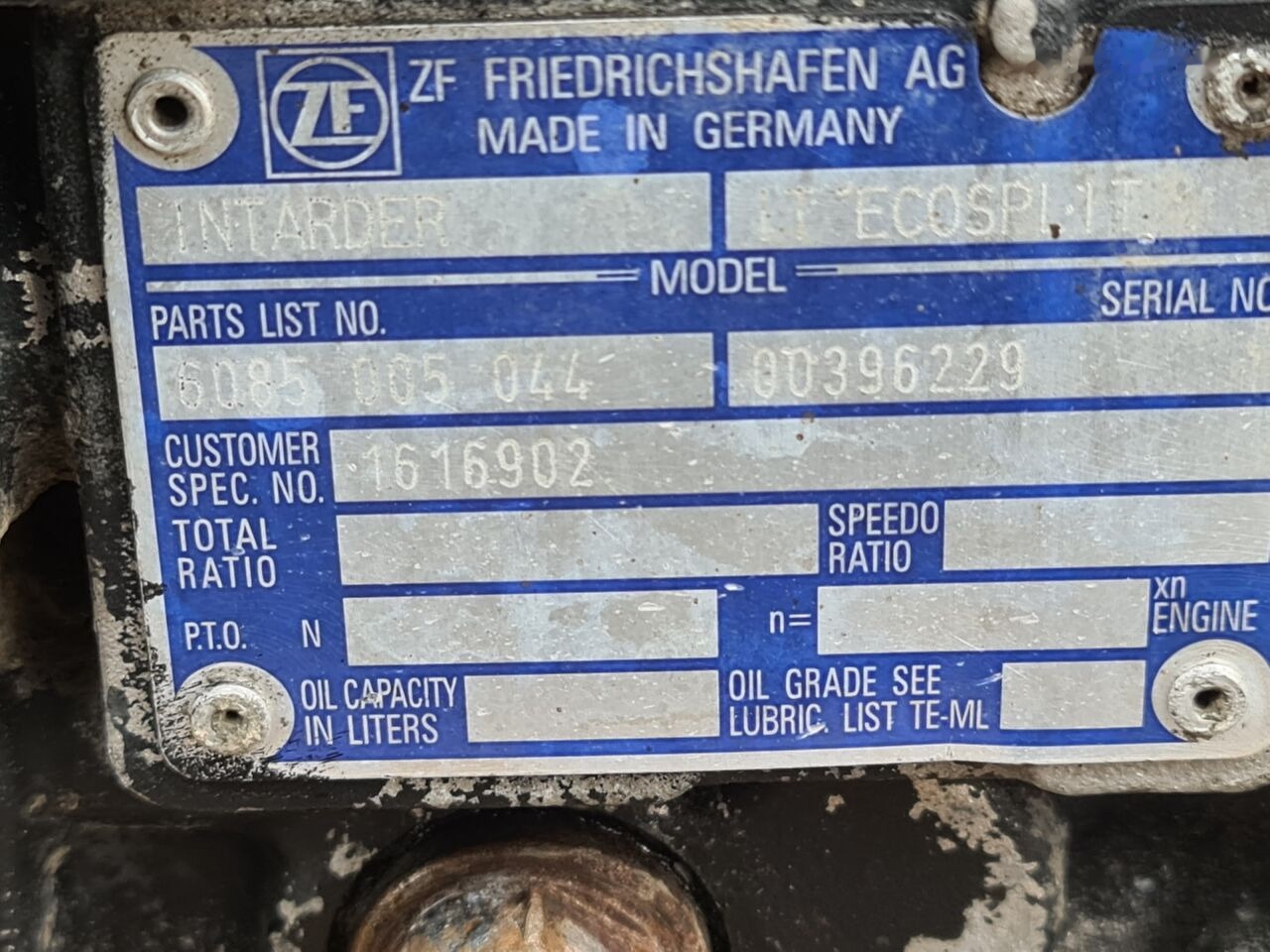 Renault MAGNUM PREMIUM DXI Renault 16S2221TD 16 S 2221 TD 1343050002 5010613562 16.41-1.00 INTARDER ECOSPLIT IT 6085005044 1616902 - Käigukast - Veoauto: pilt 5 Renault MAGNUM PREMIUM DXI Renault 16S2221TD 16 S 2221 TD 1343050002 5010613562 16.41-1.00 INTARDER ECOSPLIT IT 6085005044 1616902 - Käigukast - Veoauto: pilt 5