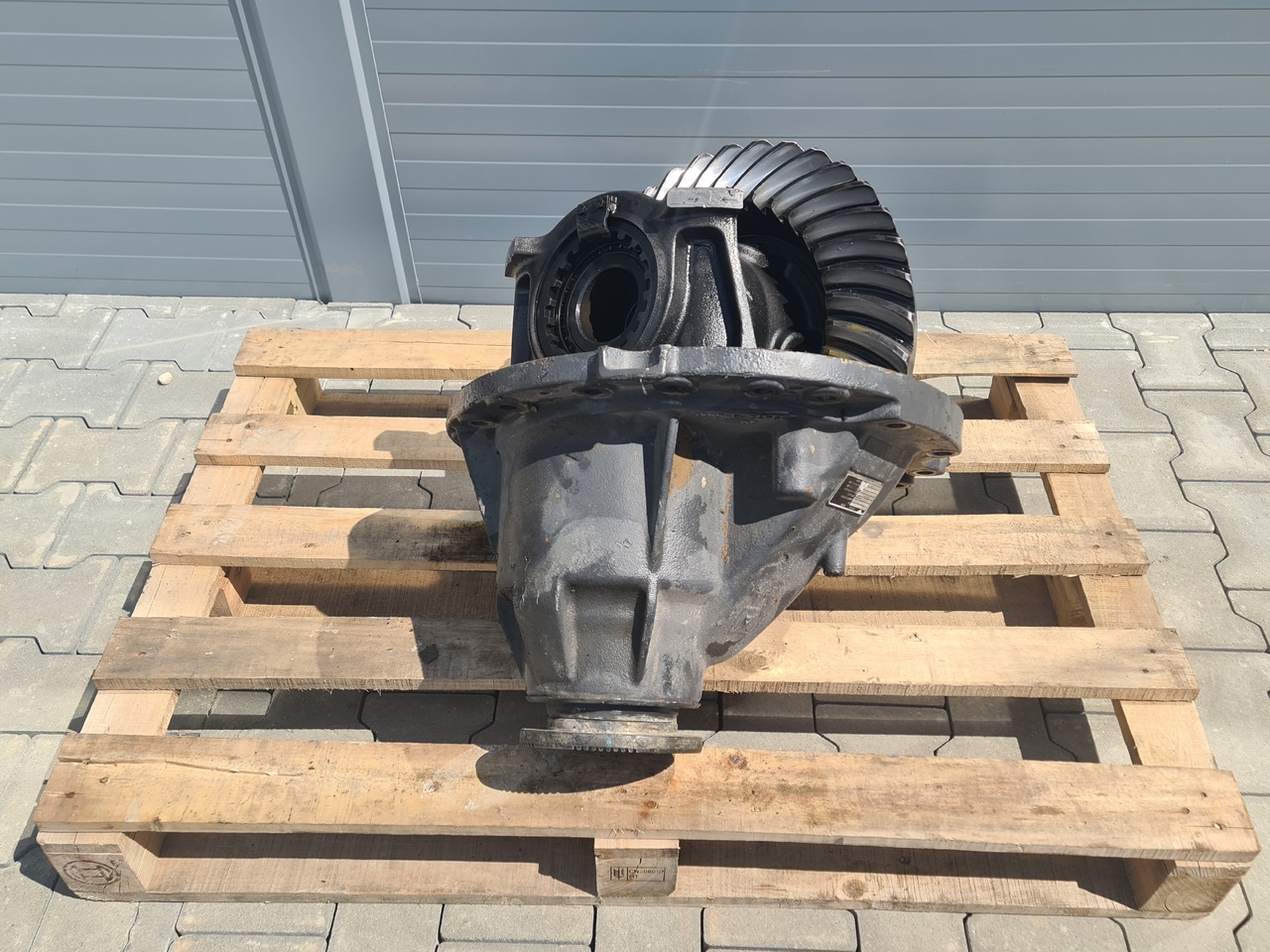 VOLVO DIFFERENTIAL DIFF / MS18X / RSS1360 / RATIO 2.85 37-13 / WORLDWIDE DELIVERY - Tagatelg: pilt 1 VOLVO DIFFERENTIAL DIFF / MS18X / RSS1360 / RATIO 2.85 37-13 / WORLDWIDE DELIVERY - Tagatelg: pilt 1