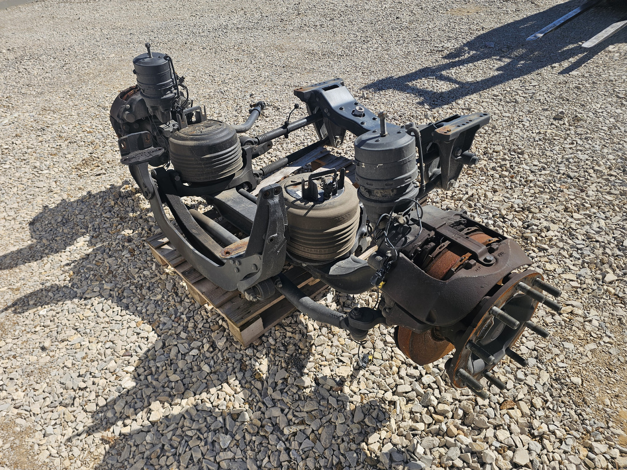 VOLVO FH5 FM5 / FRONT AIR SUNSPENSION - Esitelg: pilt 4 VOLVO FH5 FM5 / FRONT AIR SUNSPENSION - Esitelg: pilt 4