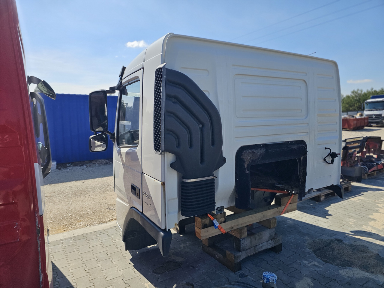 VOLVO FM DAILY CAB / COMPLETE - Kabiin: pilt 5 VOLVO FM DAILY CAB / COMPLETE - Kabiin: pilt 5