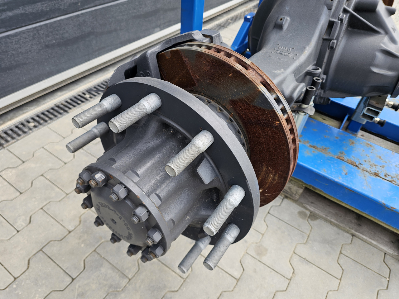 VOLVO / RENAULT COMPLETE REAR AXLE / MS17X / RSS1344C / ratio: 3.70 / NEW - NOT USED - Tagatelg: pilt 5 VOLVO / RENAULT COMPLETE REAR AXLE / MS17X / RSS1344C / ratio: 3.70 / NEW - NOT USED - Tagatelg: pilt 5