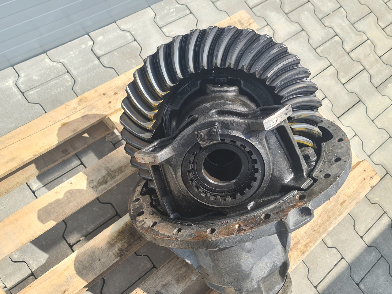 VOLVO RSS1360 / MS18X / DIFFERENTIAL / RATIO: 2.85 / 22038829 - Tagatelg: pilt 2 VOLVO RSS1360 / MS18X / DIFFERENTIAL / RATIO: 2.85 / 22038829 - Tagatelg: pilt 2