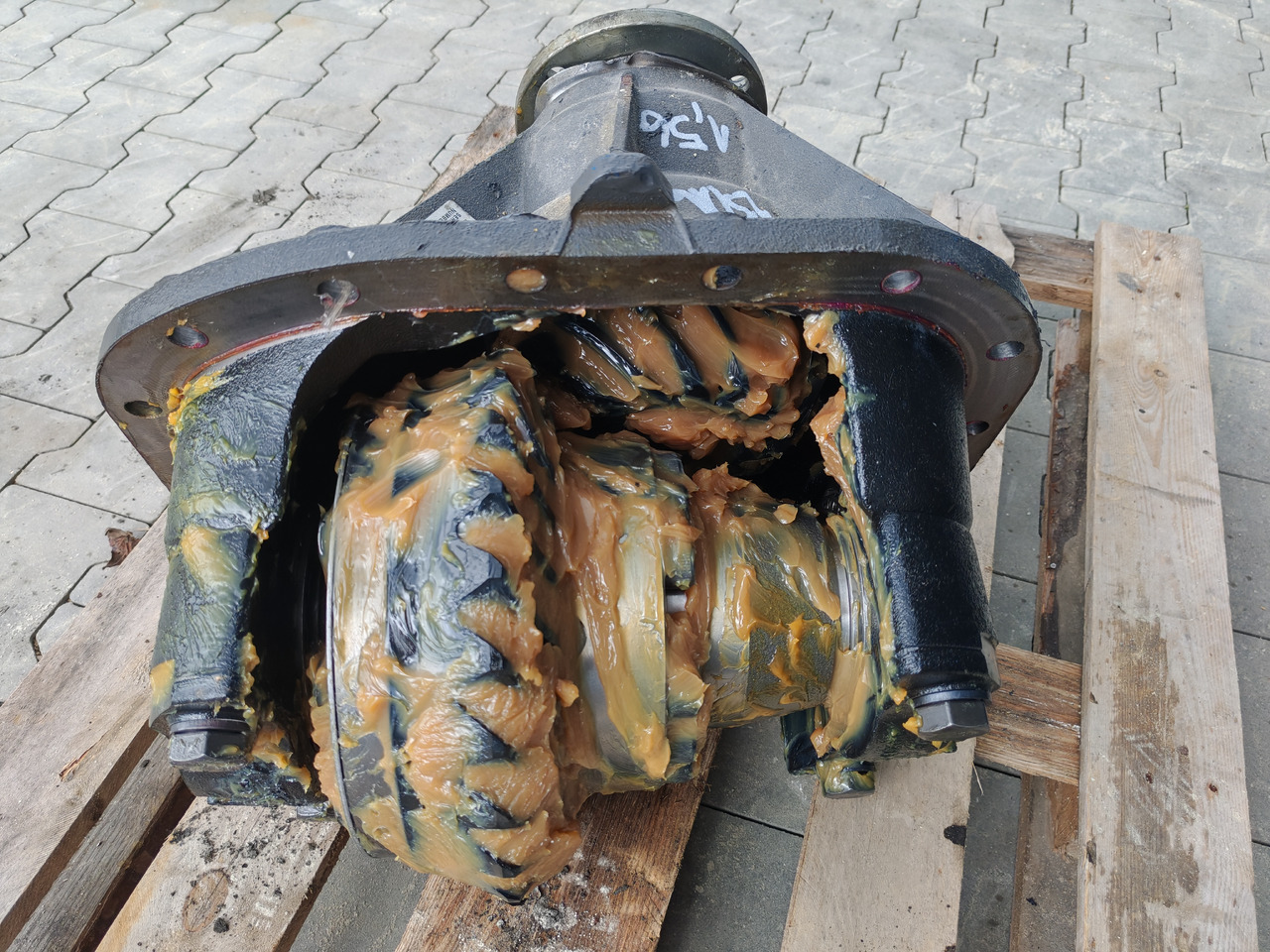 VOLVO RTH2610B / DS70H / RATIO: 1.56 16x25 / DIFFERENTIAL / NEW - Tagatelg: pilt 3 VOLVO RTH2610B / DS70H / RATIO: 1.56 16x25 / DIFFERENTIAL / NEW - Tagatelg: pilt 3