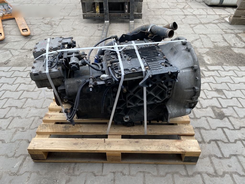Volvo RENAULT PREMIUM MAGNUM DXI FH FM Volvo VT2412B RETARDER - Käigukast - Veoauto: pilt 3 Volvo RENAULT PREMIUM MAGNUM DXI FH FM Volvo VT2412B RETARDER - Käigukast - Veoauto: pilt 3